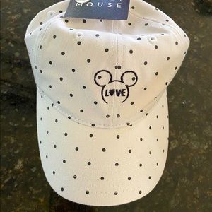 Brand new disney Mickey hat
